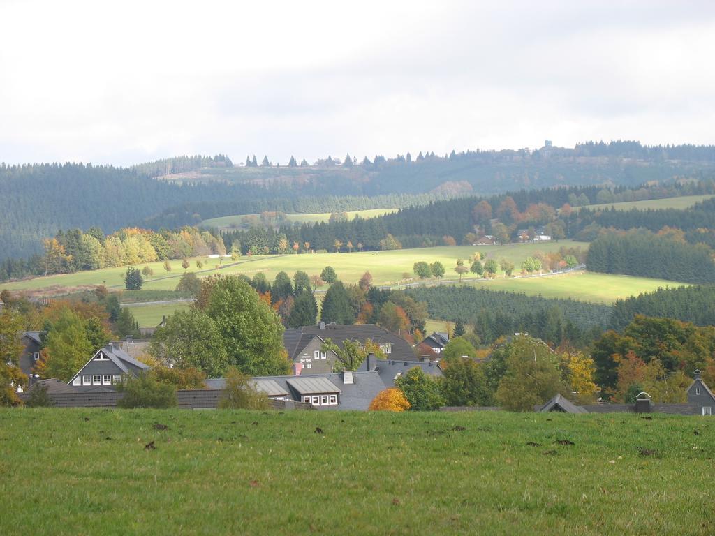Ferienwohnungen Landgasthof Gilsbach Winterberg Esterno foto